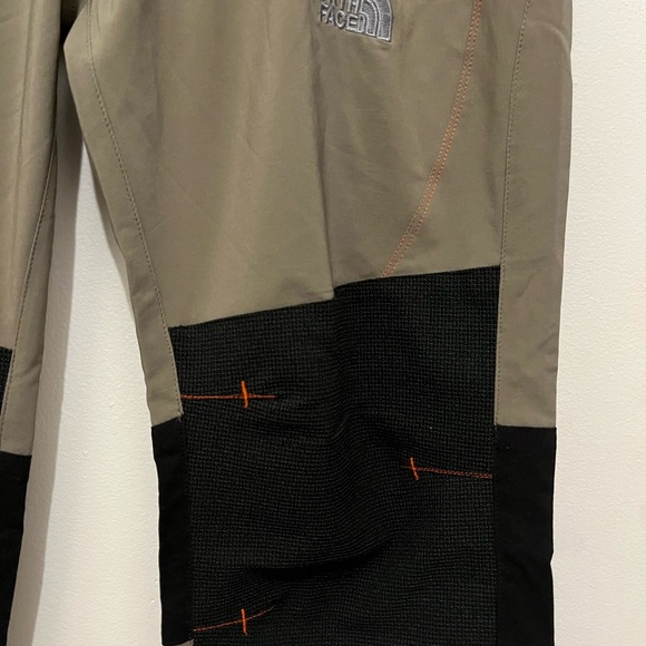 The Northface inspired hiking Pants - Black and Tan - Picture 2 of 11